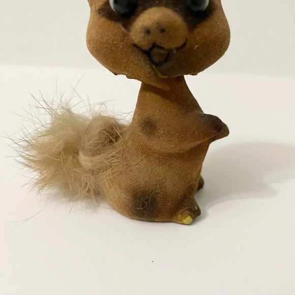 Vtg Small Flocked Raccoon Nodder Fury Tail Bobble Head 3 Inch Hong Kong Flaws - Picture 4 of 16